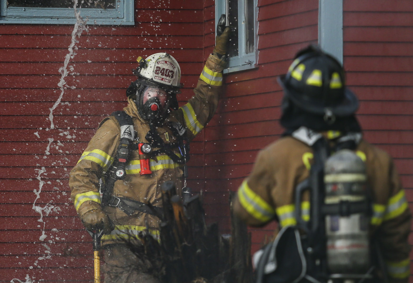 112519-house-fire-jg-10.jpg